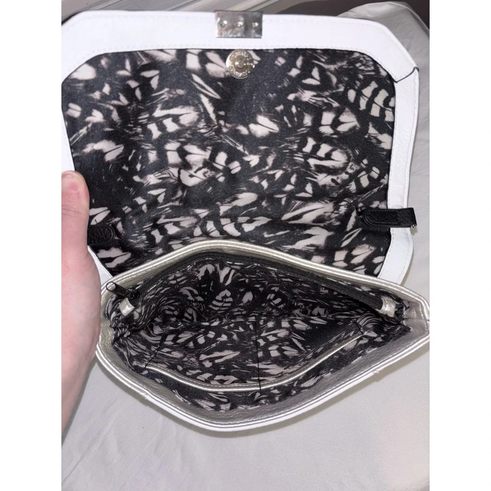 ColorBlock Jessica Simpson‎ Clutch Bag Fold Over Black Silver Snap Closure Chic